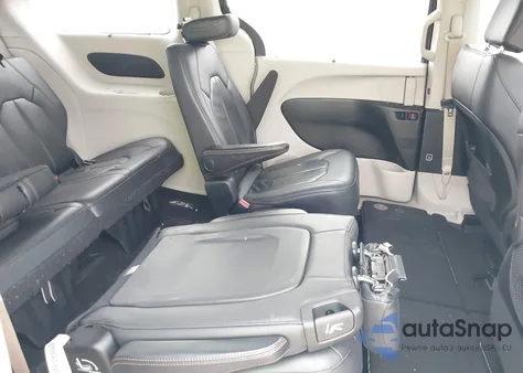 2018 Chrysler Pacifica Touring L from USA, damaged, VIN 2C4RC1BG0JR149157